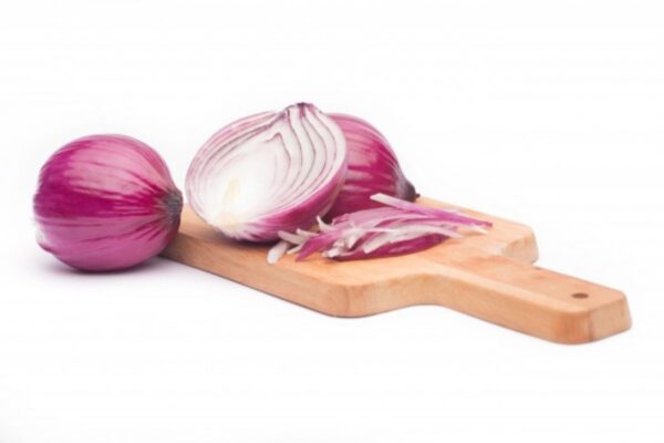Benefits And Properties Of Onion In Our Daily Life