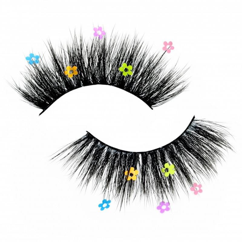 Why Choose Lashes With Decals