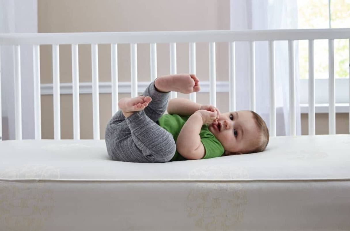 5 Reasons to Buy an Organic Crib Mattress