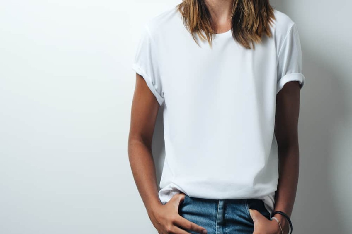 How to Choose the Best Polyester T-shirt for Women