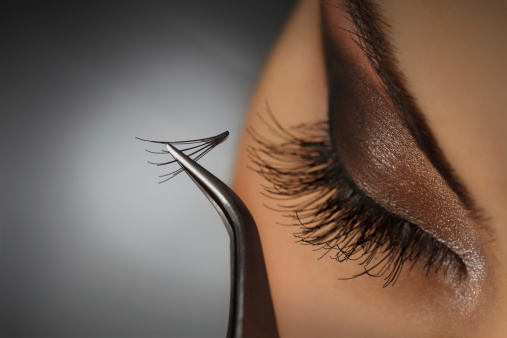 How to Extend the Life of Eyelash Extensions